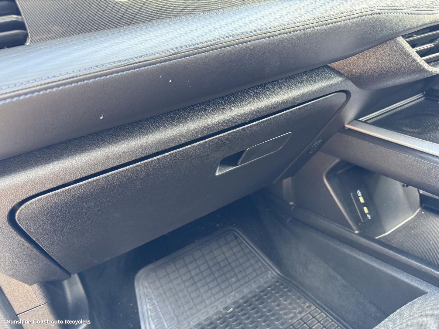 2021-2026 Haval Jolion Glove Box