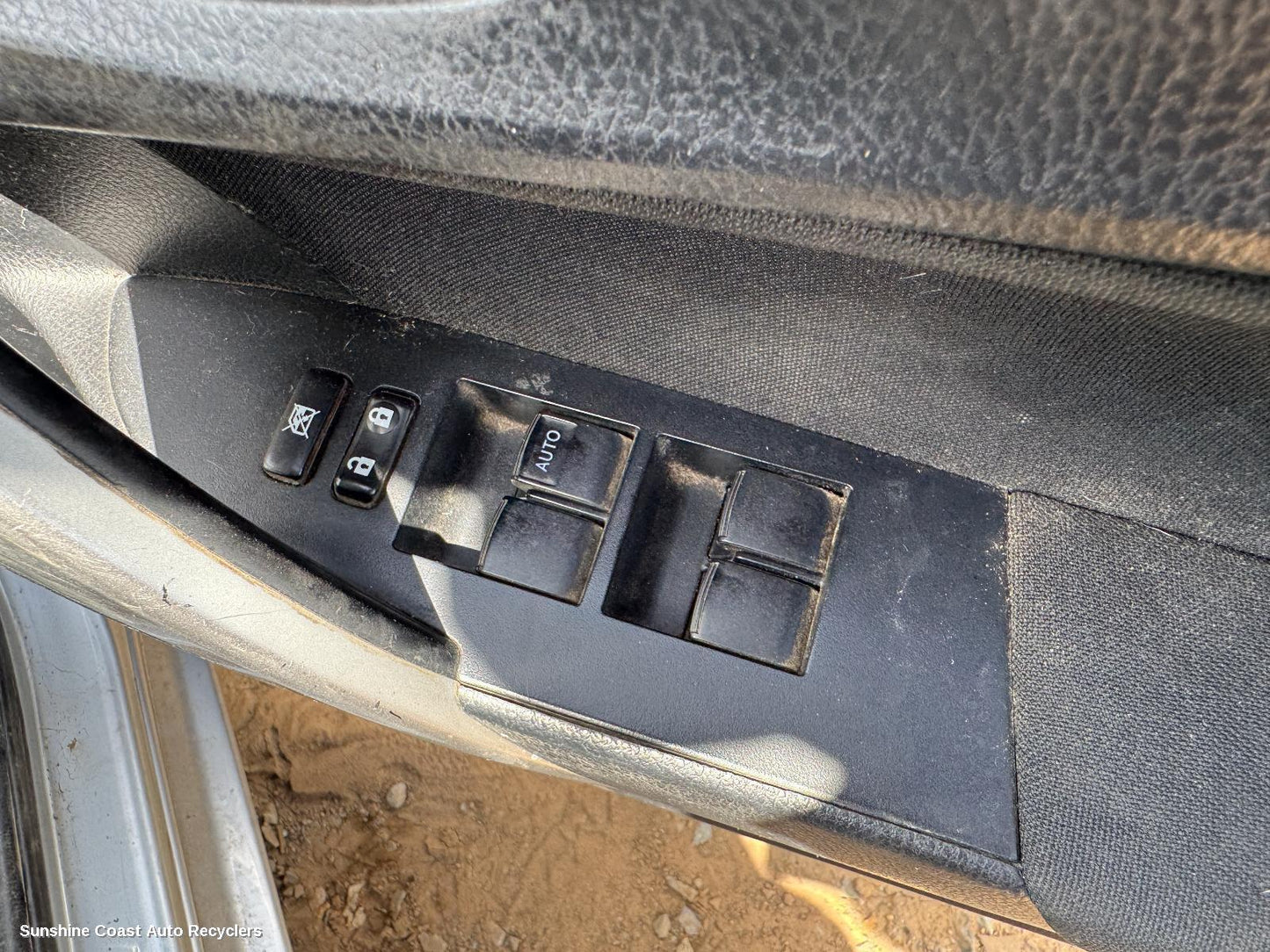 2013 Toyota Corolla Pwr Dr Wind Switch