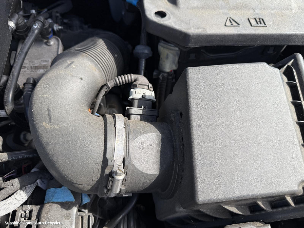 2015-2019 Land Rover Rangerover Evoque Air Flow Meter