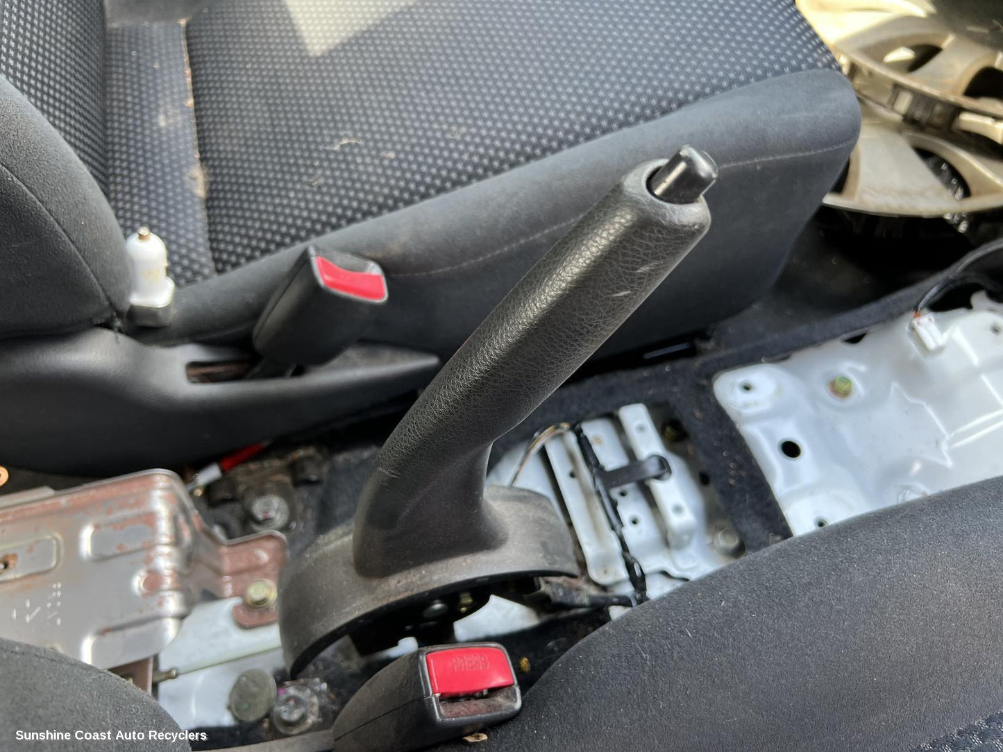 2006 Mitsubishi Lancer Handbrake Lever