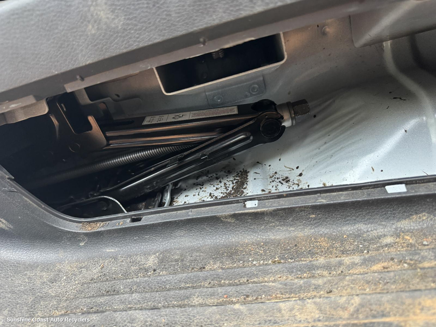 2015-2025 Ldv G10 Jack Tool Kit