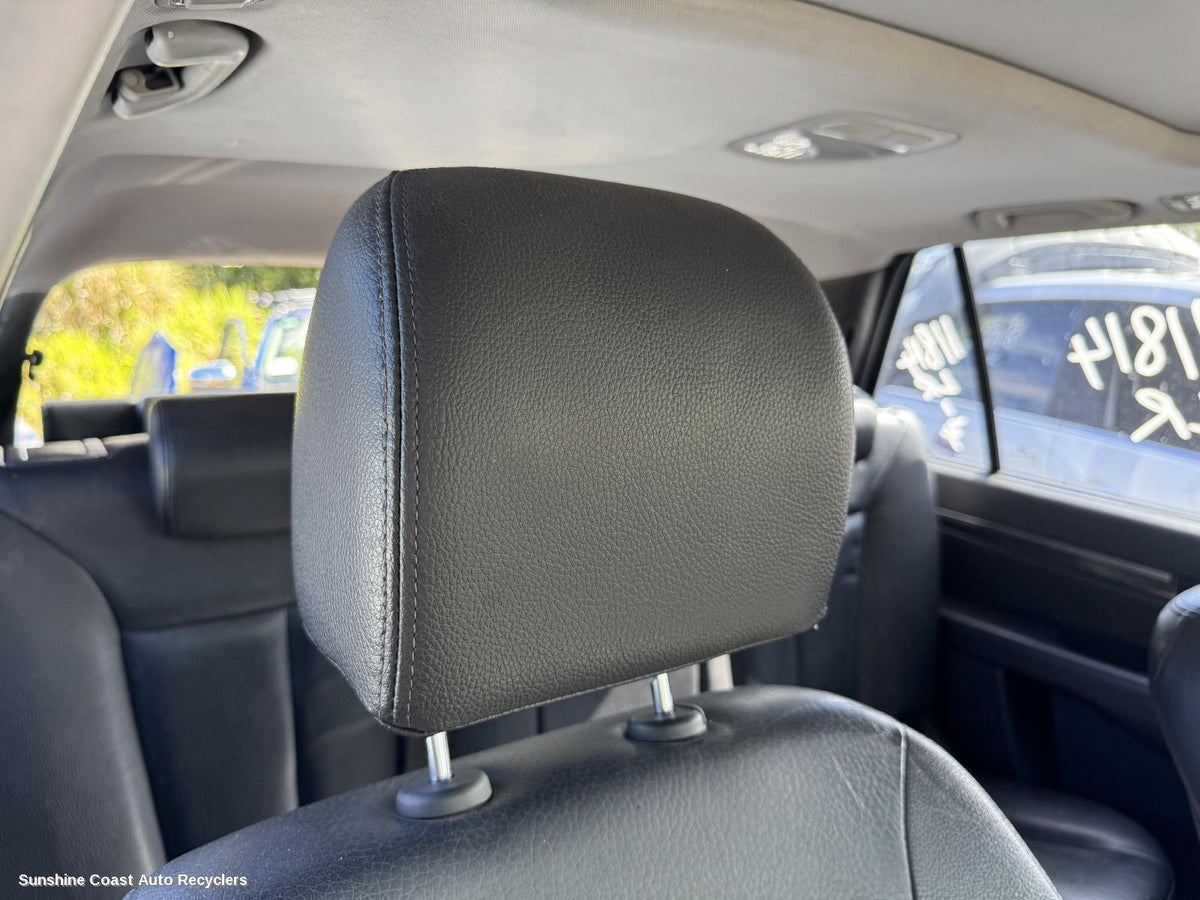 2009-2012 Hyundai Santa Fe Headrest