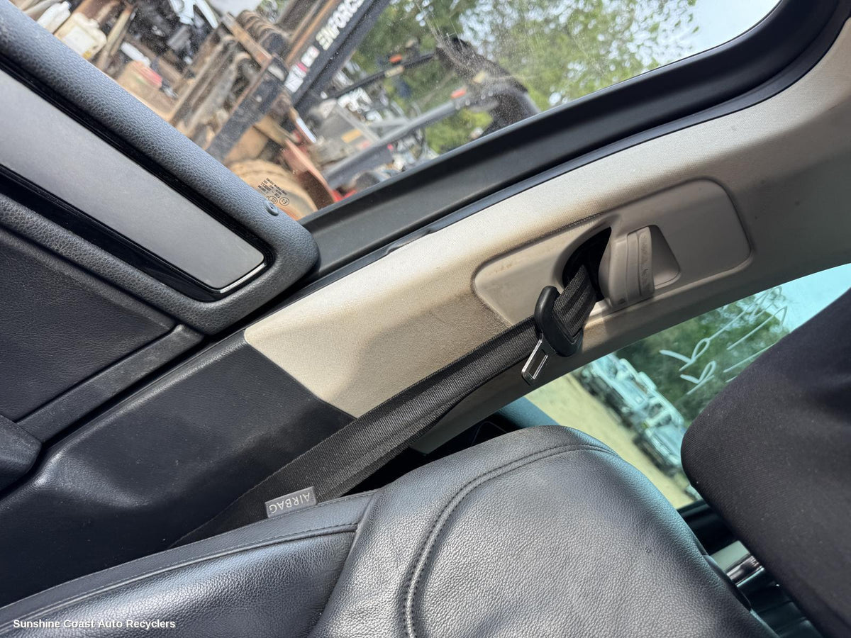 2010-2018 Volkswagen Touareg Seatbelt Stalk