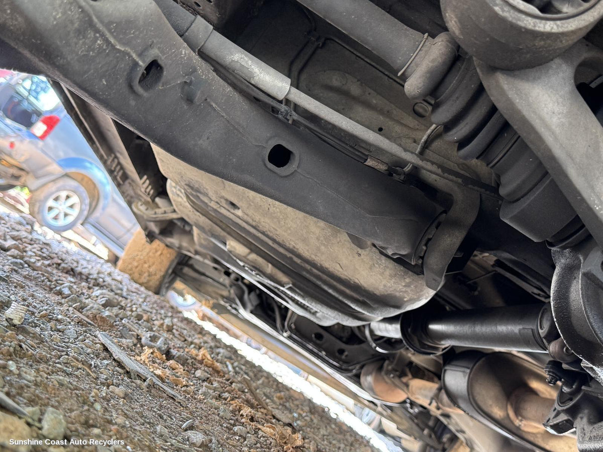 2011-2015 Mercedes Vito Rear Drive Shaft