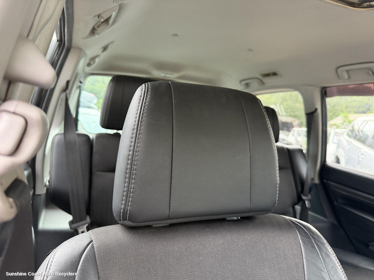 2006-2014 Mitsubishi Pajero Headrest