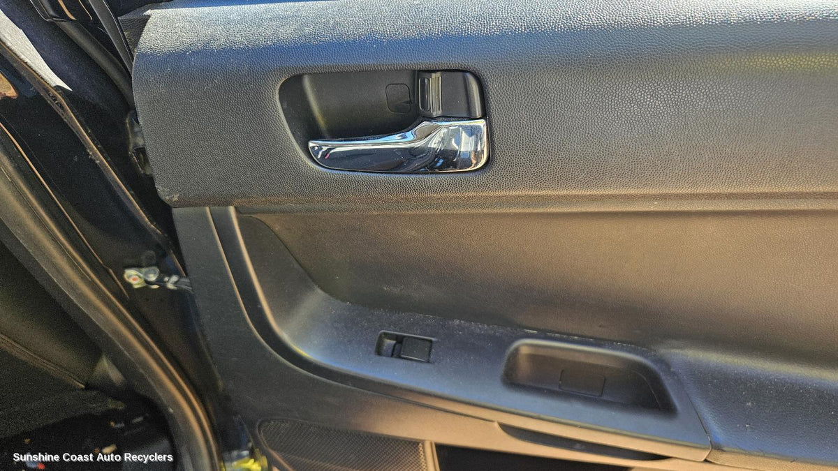 2007-2015 Mitsubishi Lancer Door Handle