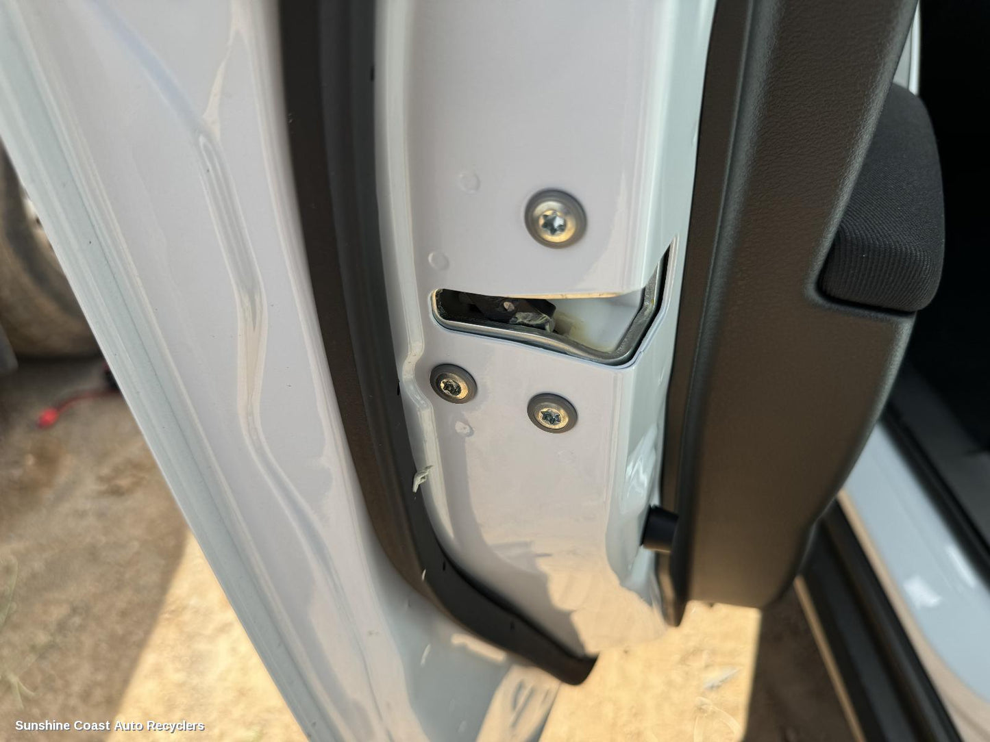 2022-2023 Suzuki S-cross Door Boot Gate Lock