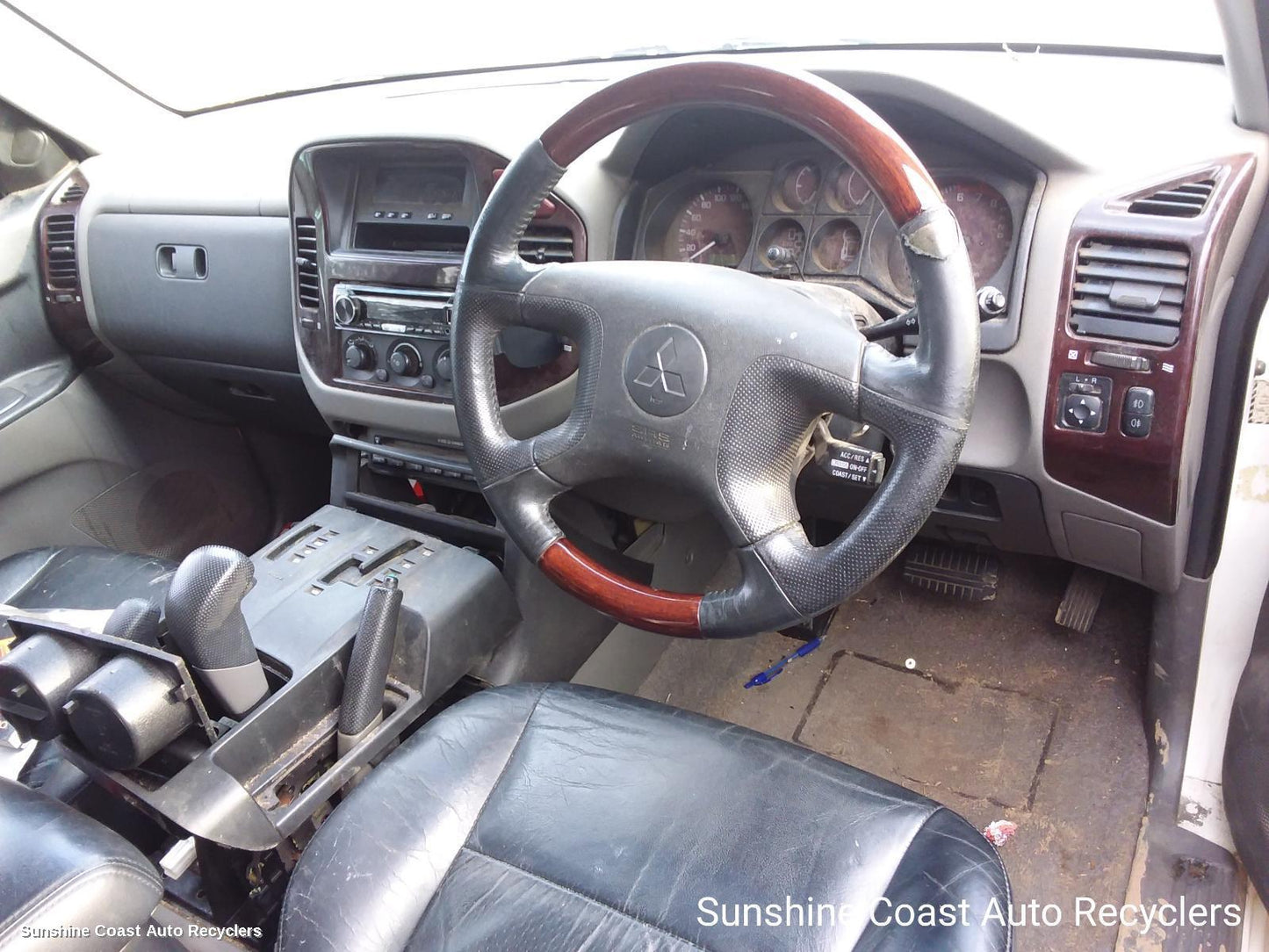 2001 Mitsubishi Pajero Seatbelt Stalk