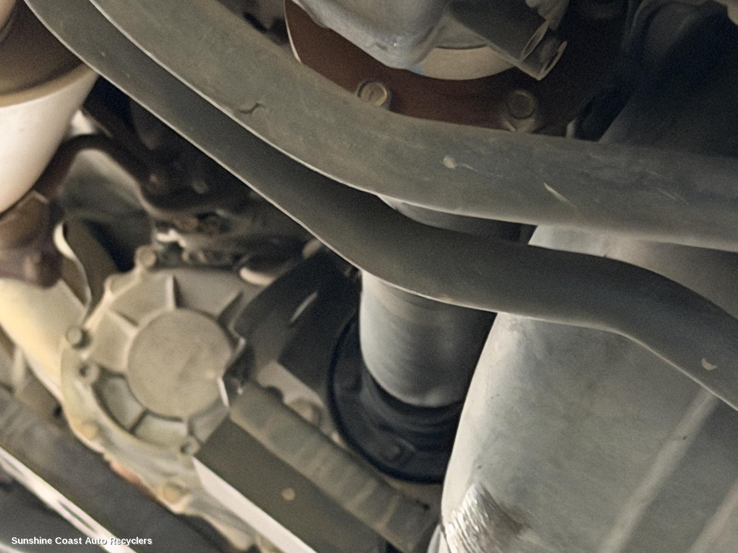 2000-2008 Mitsubishi Pajero Rear Drive Shaft