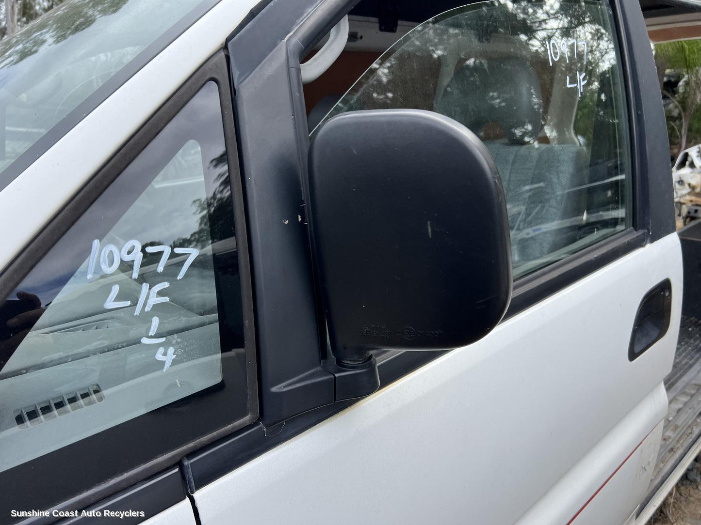 2004 Mitsubishi L300 Left Door Mirror