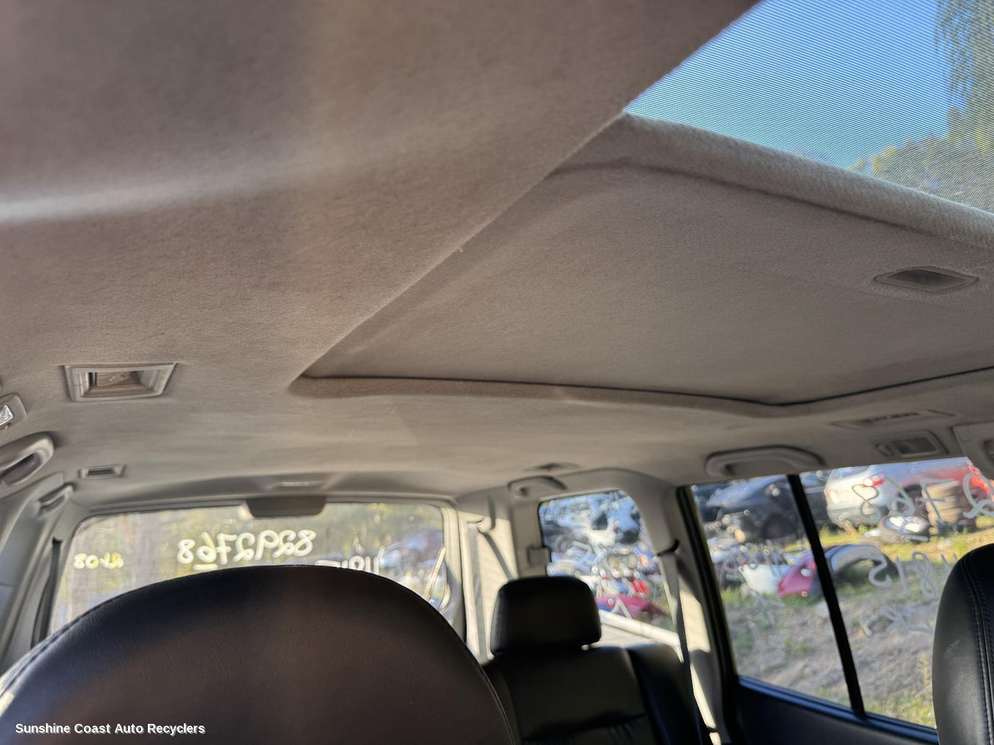 2002 Mitsubishi Pajero Hoodlining