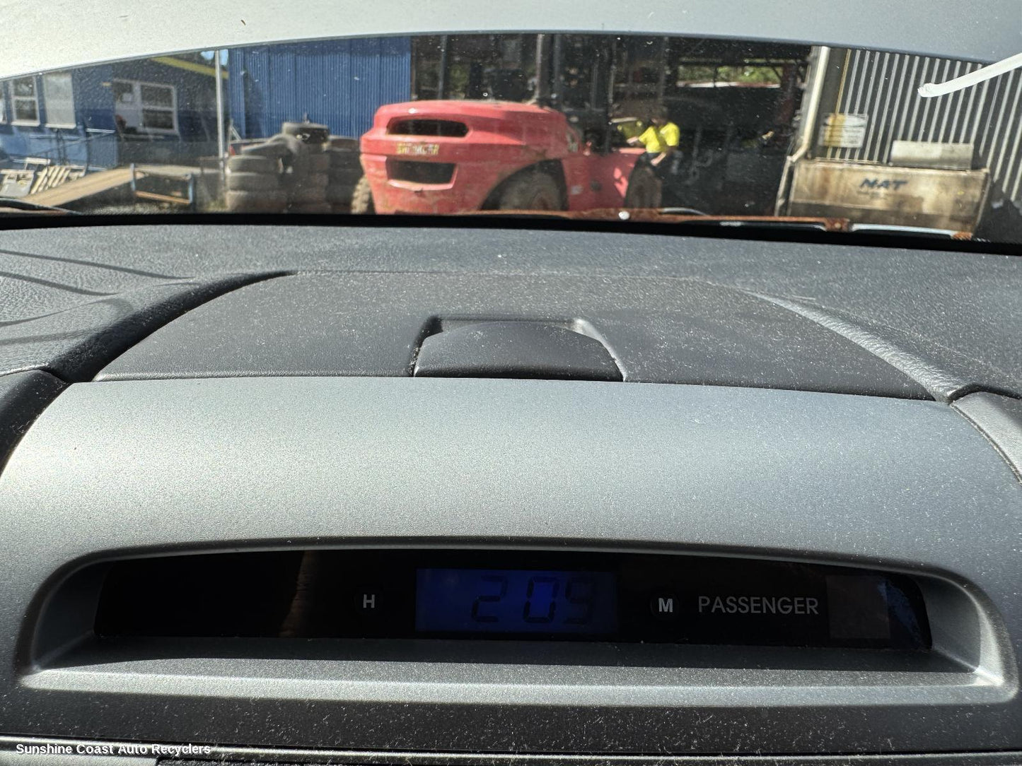 2009 Hyundai Santa Fe Clock