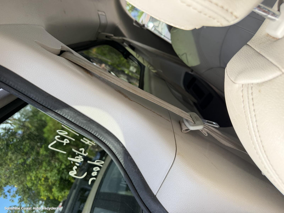 2015-2022 Ldv G10 Seatbelt Stalk