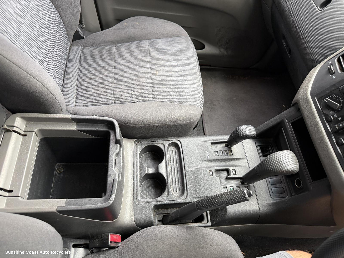 2000-2006 Mitsubishi Pajero Gear Stick Shifter