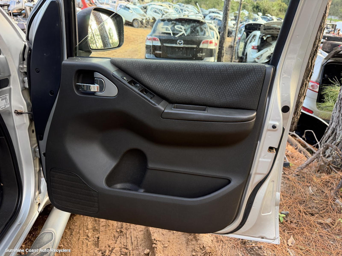 2005-2015 Nissan Navara Pwr Dr Wind Switch