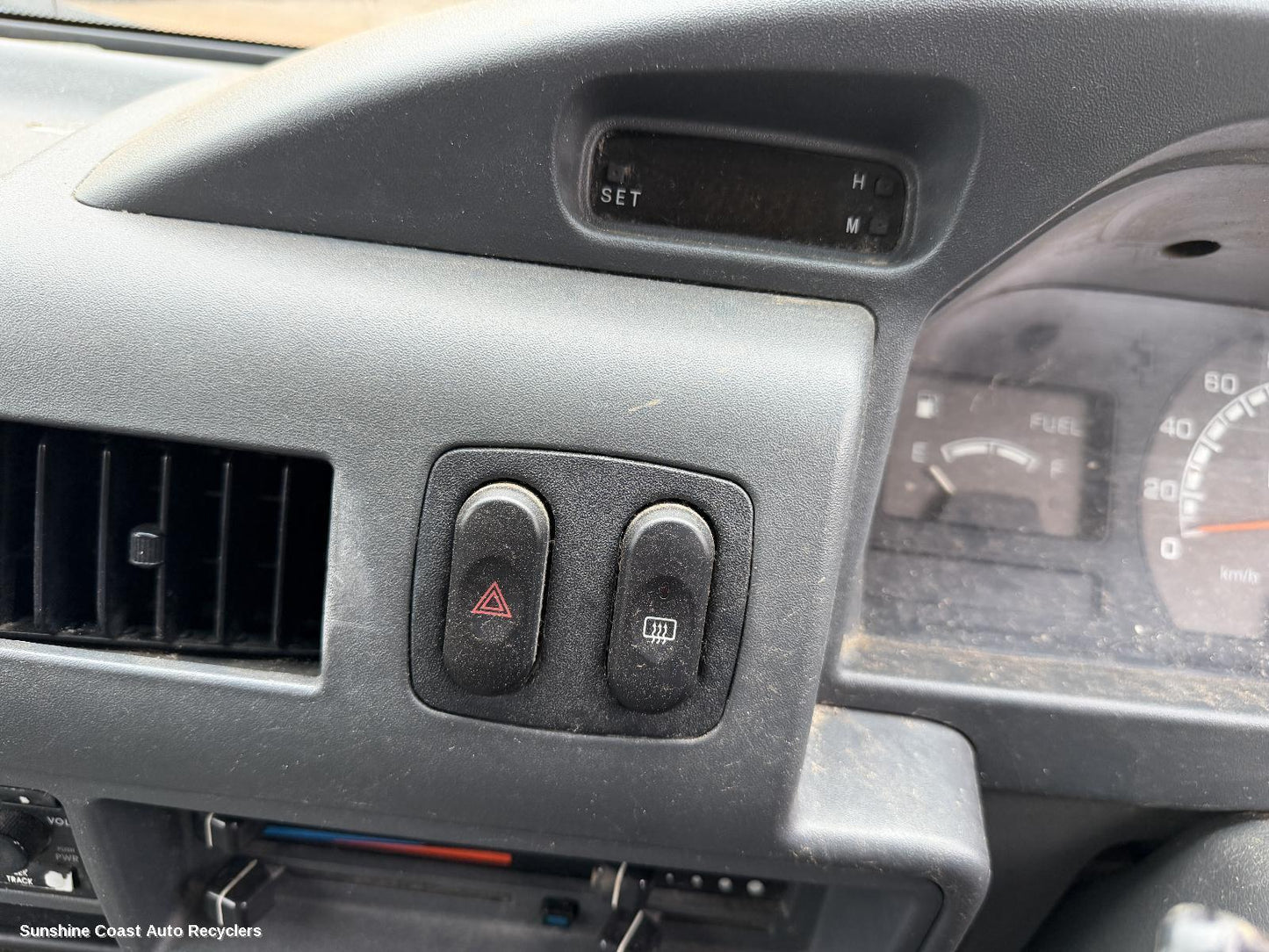 2007 Mitsubishi L300 Misc Switch Relay