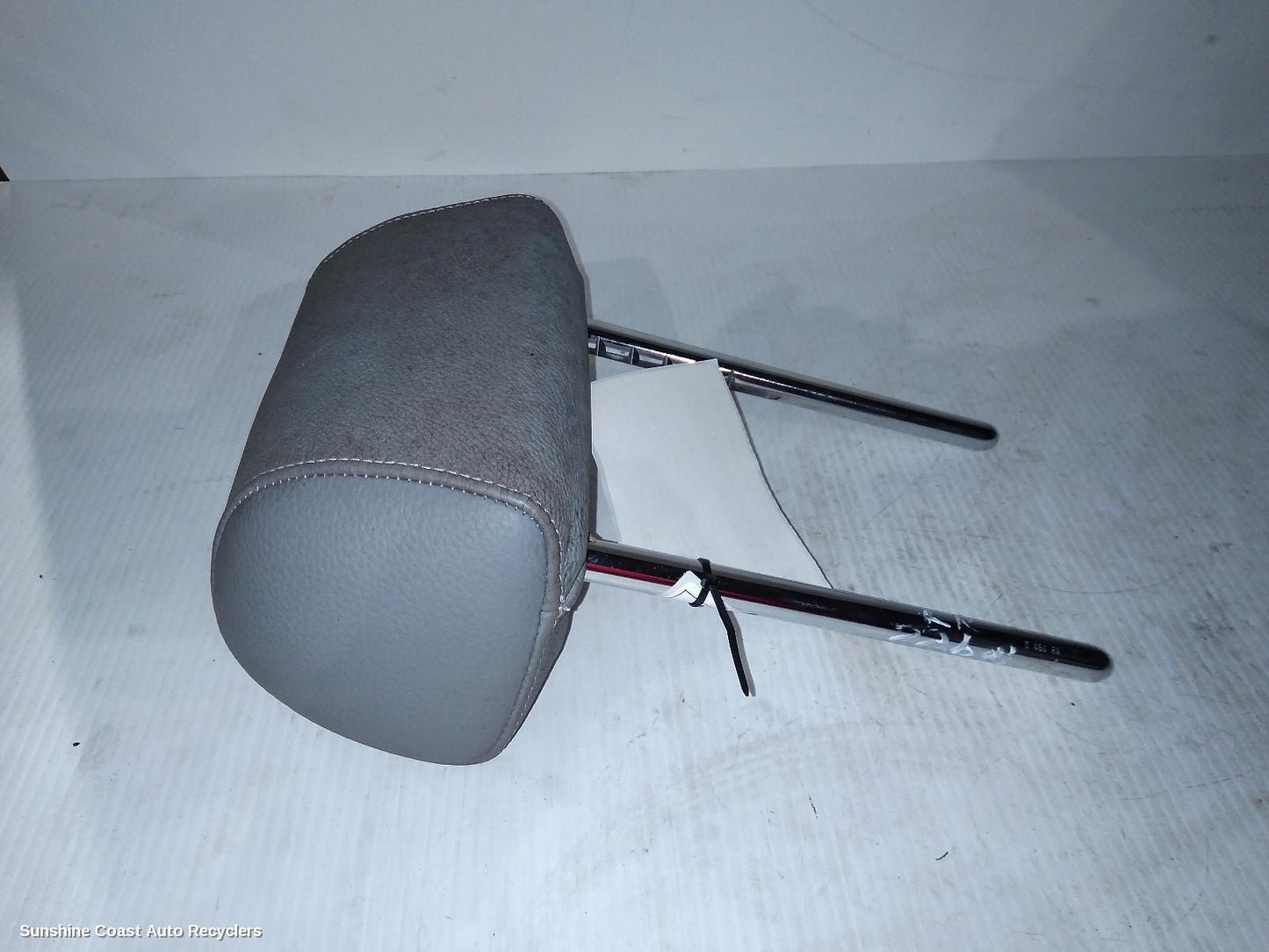 2010 Bmw 3 Series Headrest