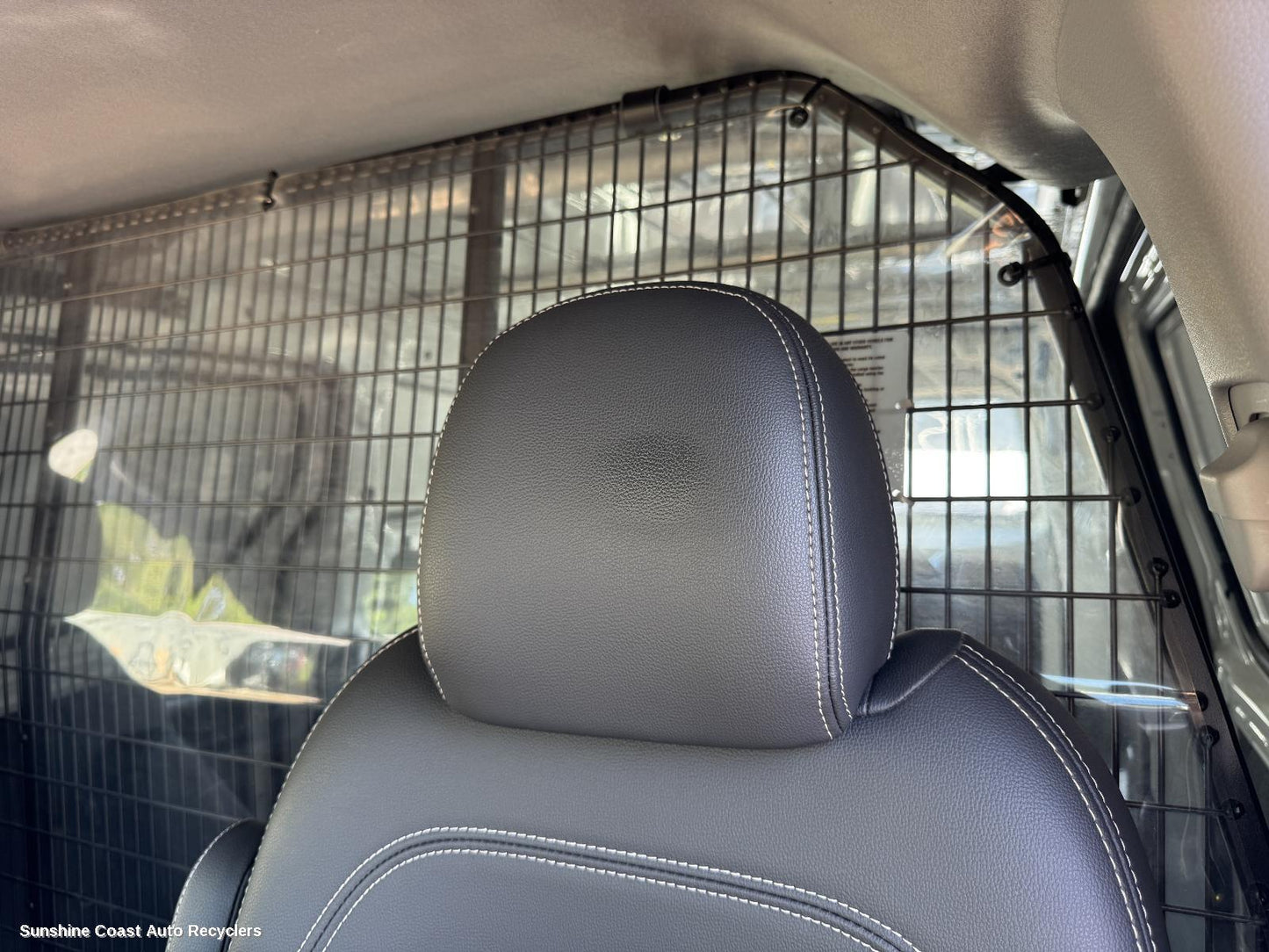 2015-2025 Ldv G10 Headrest