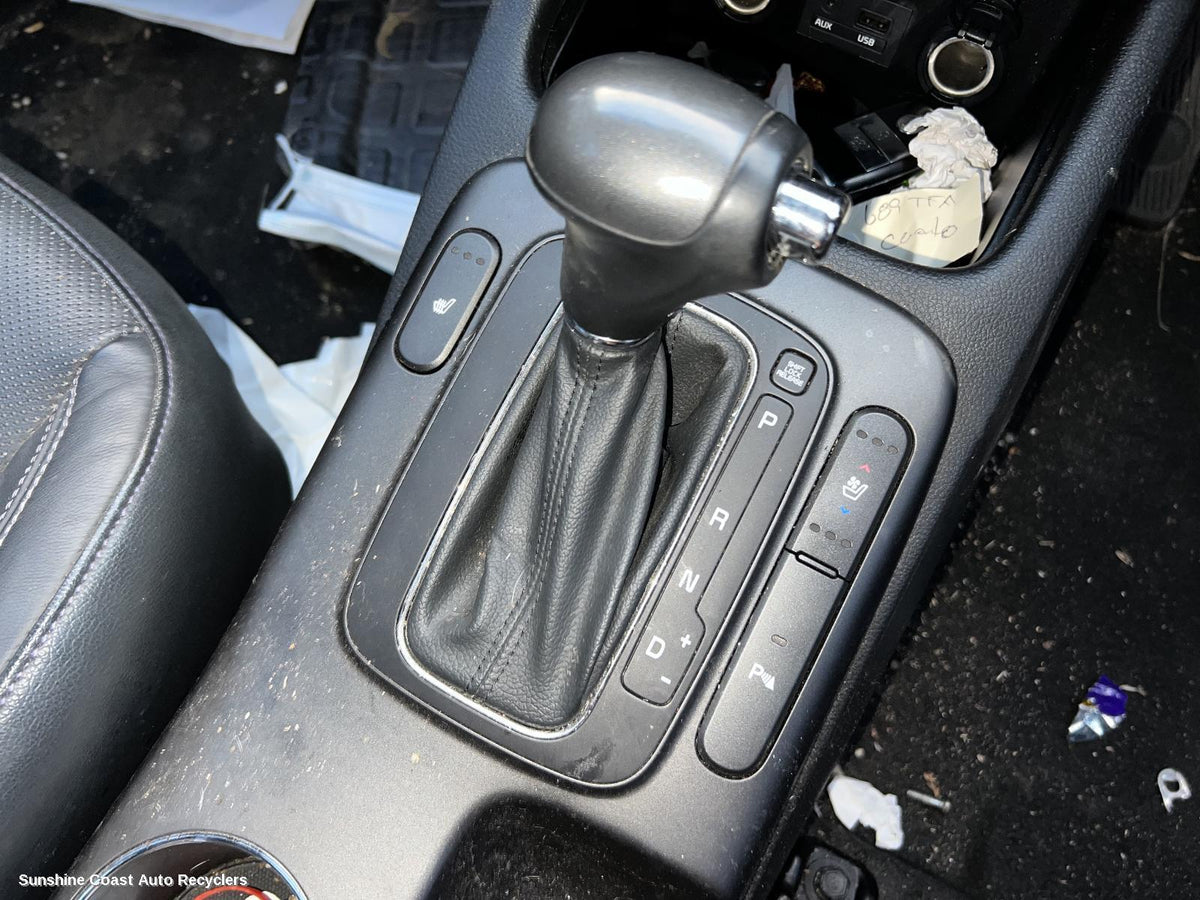 2013-2018 Kia Cerato Gear Stick Shifter