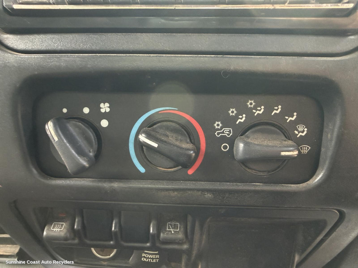 2003-2007 Jeep Wrangler Heater Ac Controls