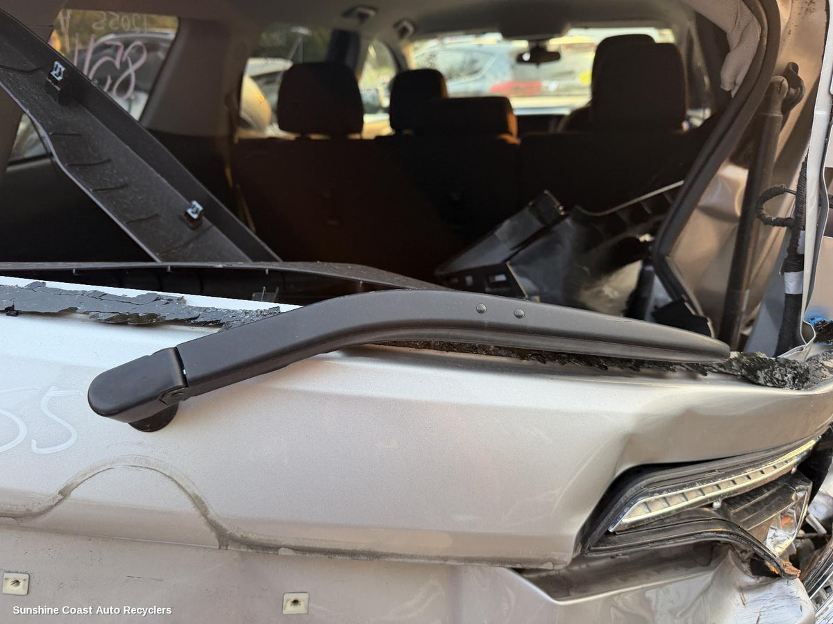 2018-2020 Holden Acadia Wiper Arm