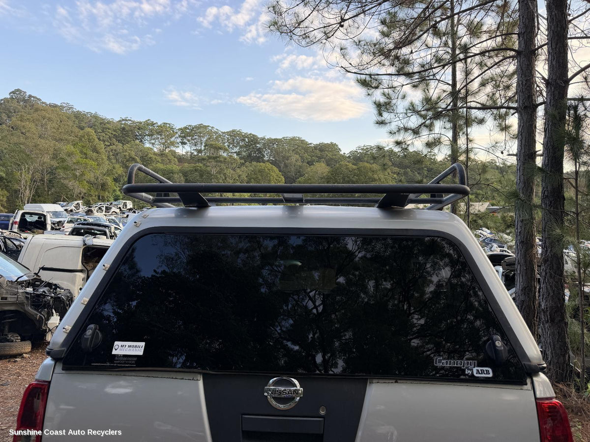 2005-2015 Nissan Navara Tonneau Cover