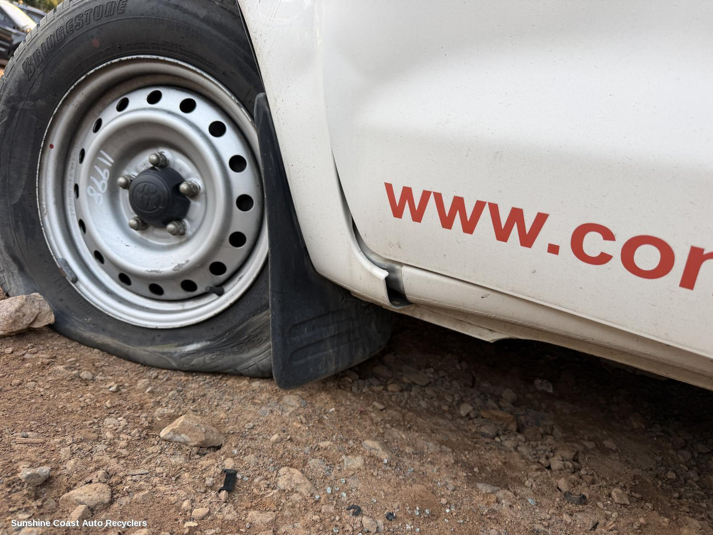 2005-2015 Toyota Hilux Mud Flaps