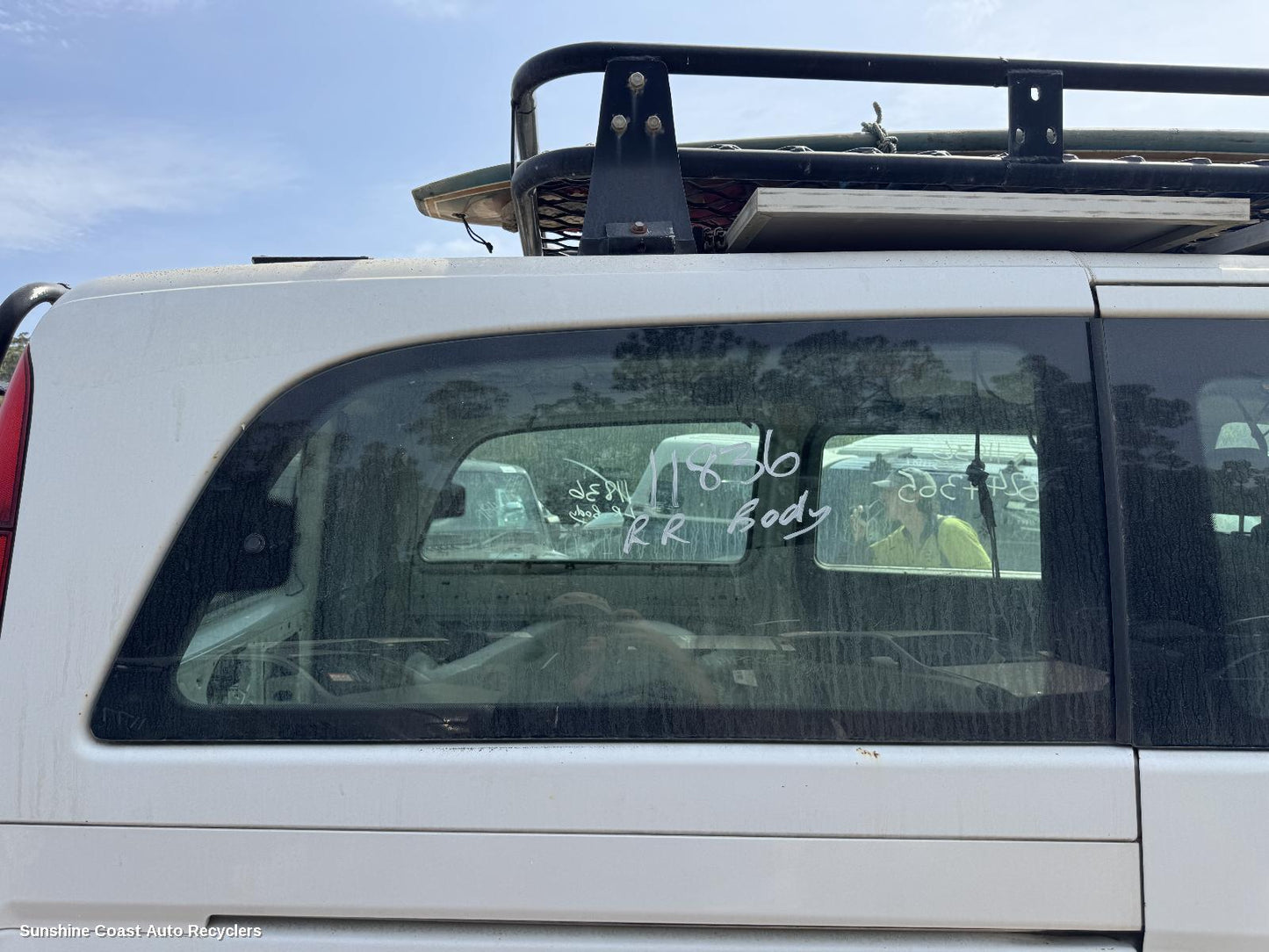 2005 Mercedes Vito Right Rear Side Glass