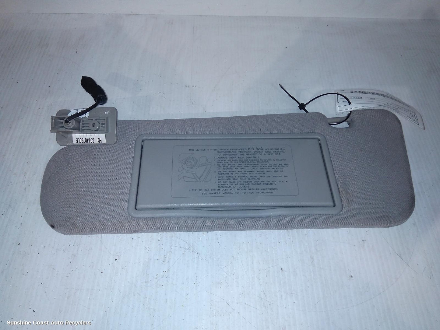 2014 Holden Commodore Sunvisor