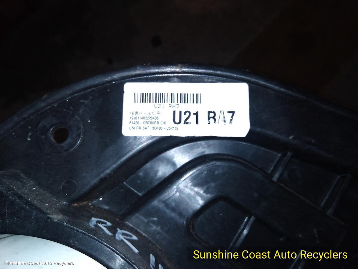 2017-2020 Kia Sorento Right Rear Wnd Reg Motor