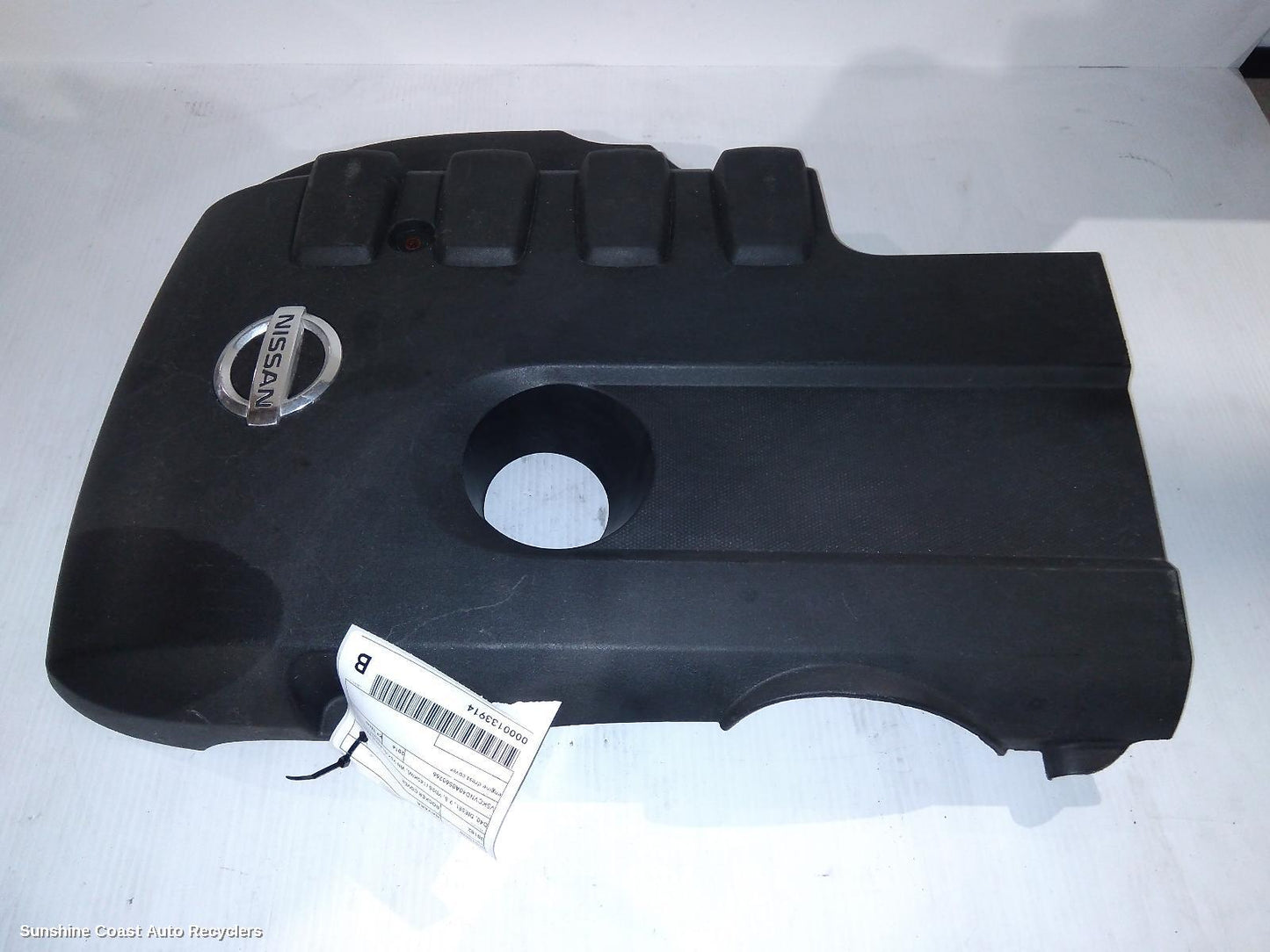 2014 Nissan Navara Rocker Assy Cover
