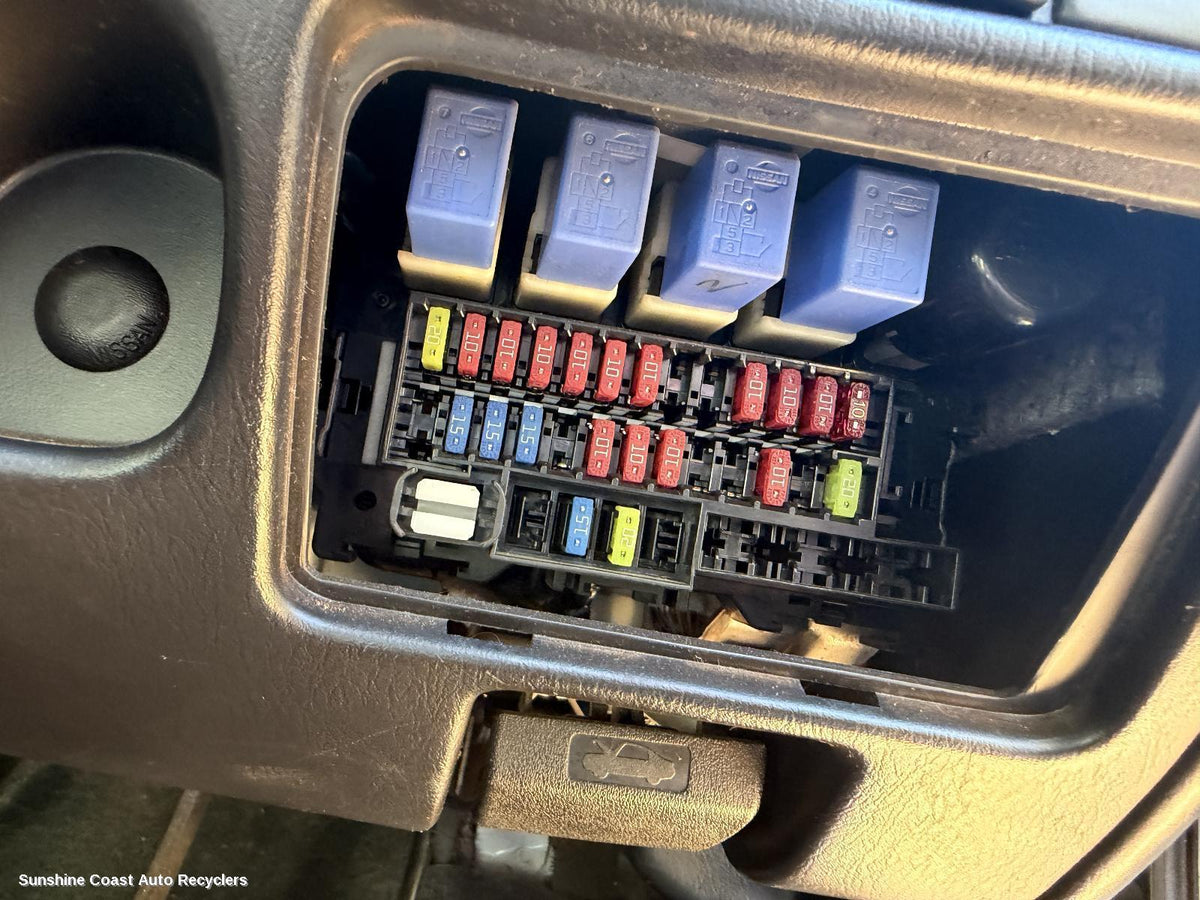 1997-2015 Nissan Navara Fuse Box