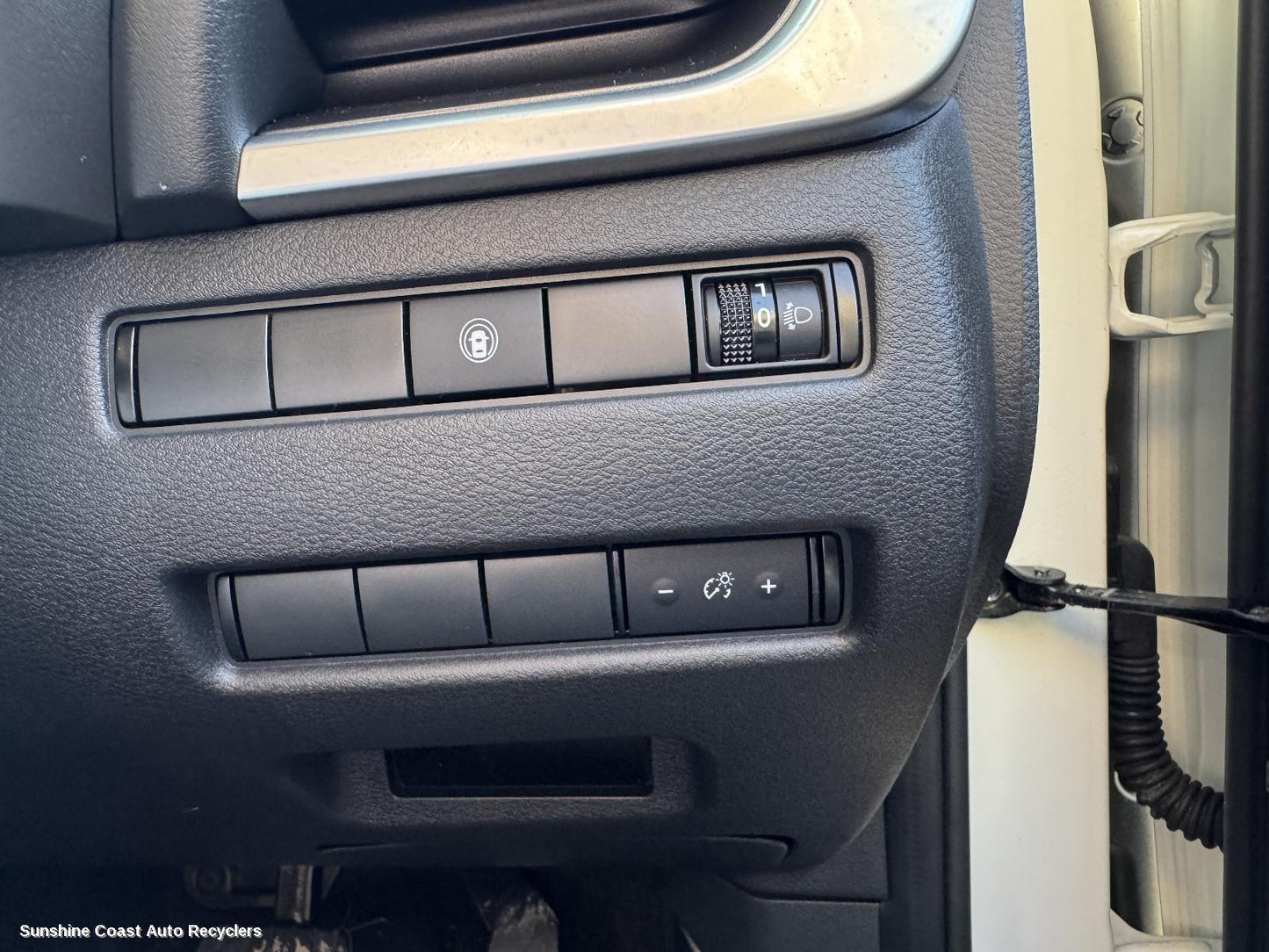 2022-2026 Nissan Xtrail Misc Switch Relay
