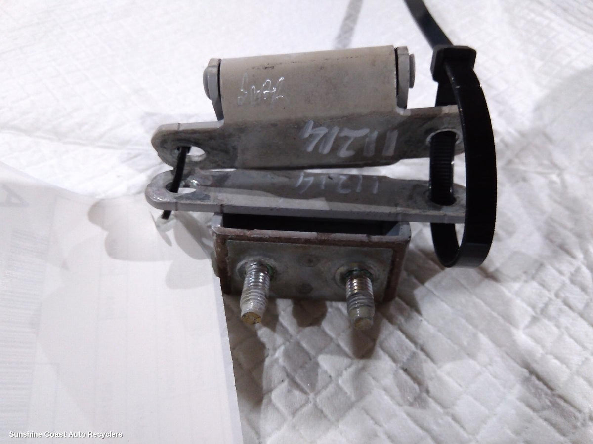 2005-2010 Kia Sportage Bootlid Tgate Hinge