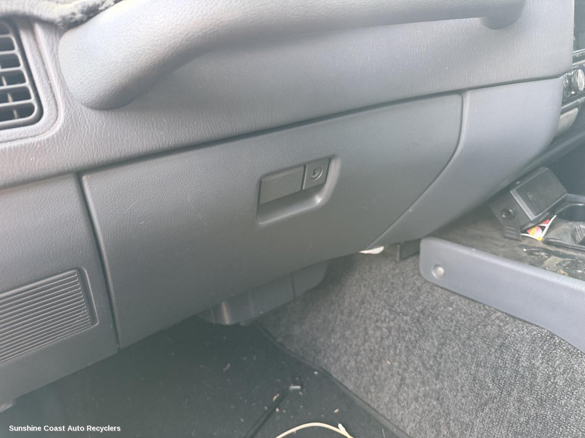 1990-1998 Toyota Landcruiser Glove Box