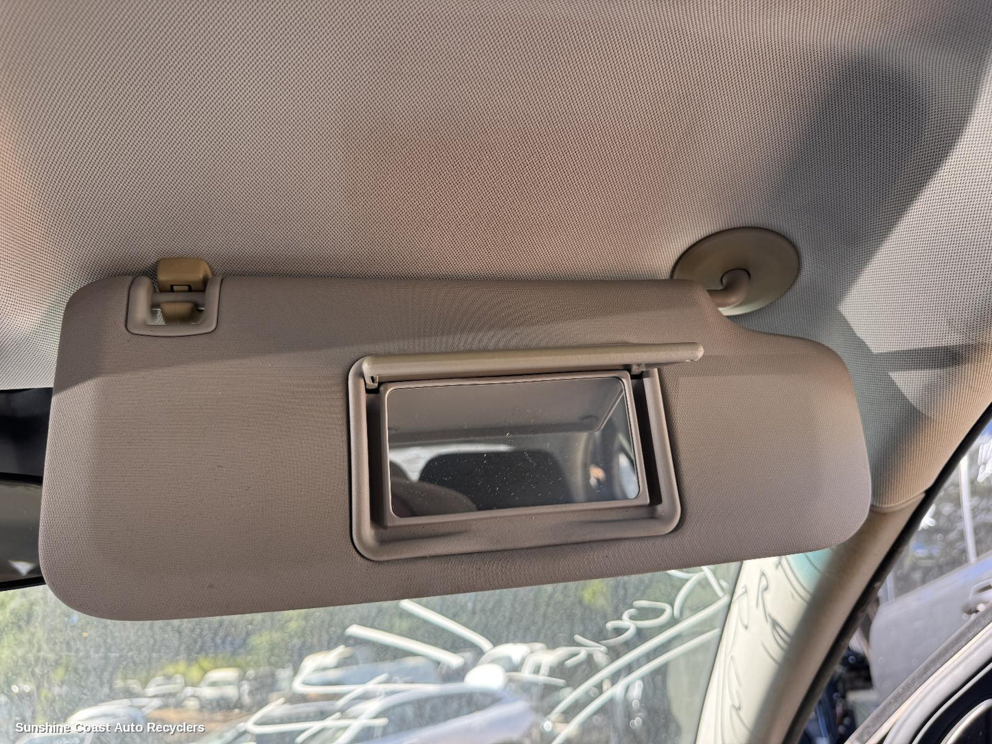 2010 Holden Cruze Sunvisor
