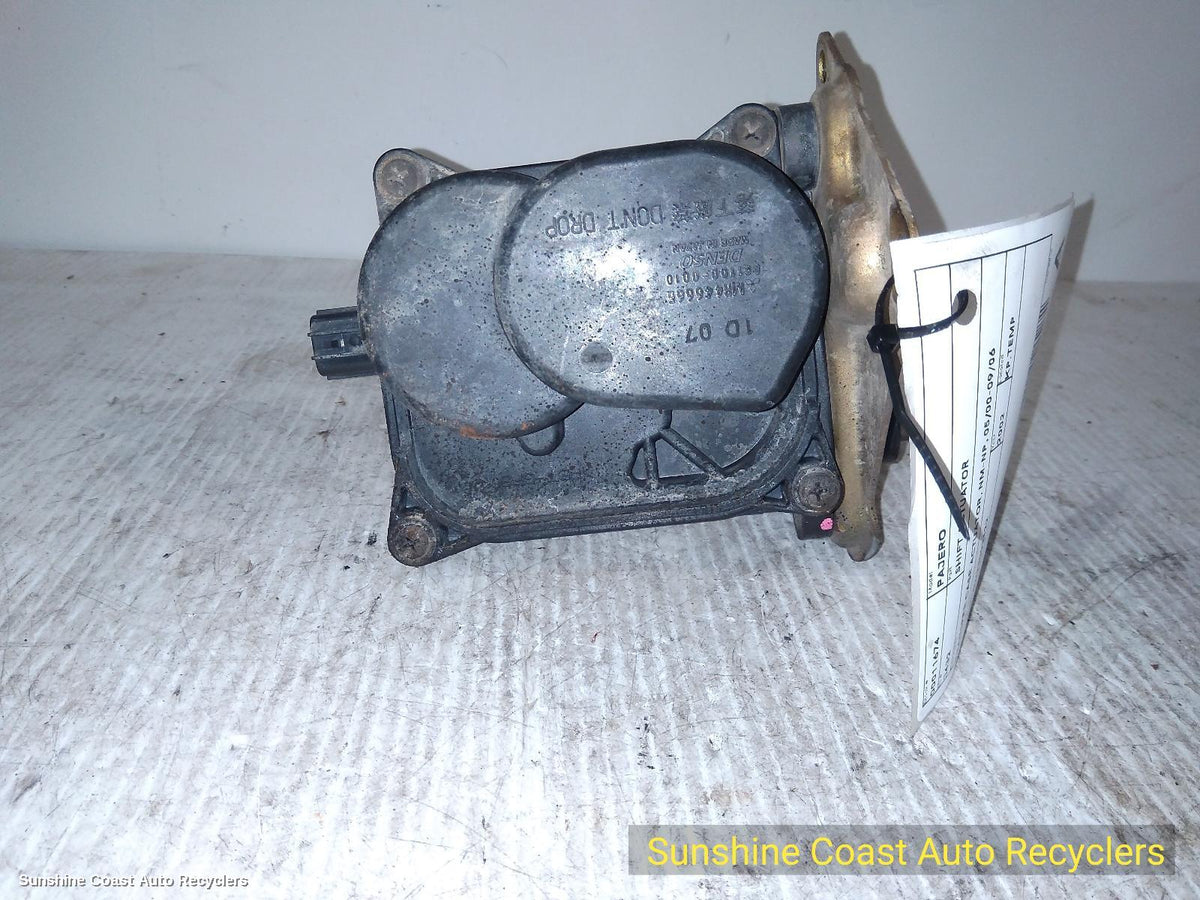 2000-2006 Mitsubishi Pajero Shift Actuator