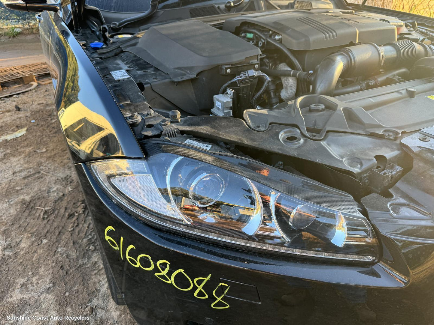 2015 Jaguar Xf Right Headlamp