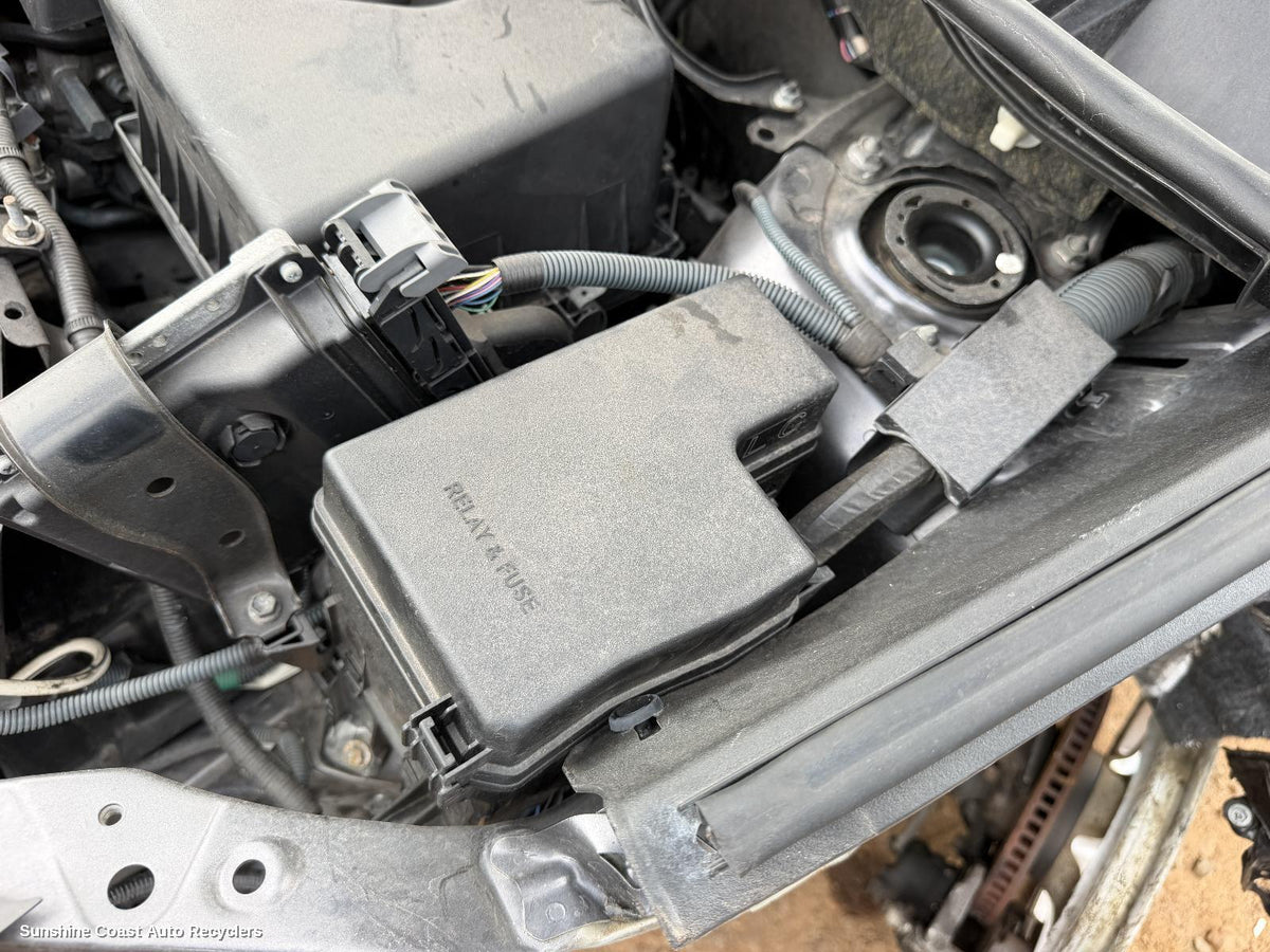 2012-2018 Toyota Rav4 Fuse Box
