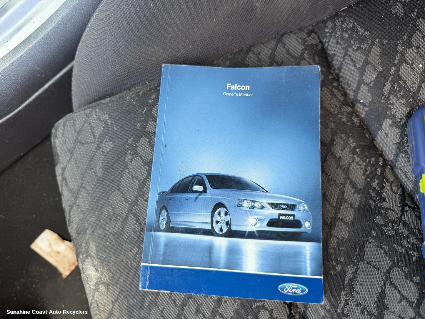 2006 Ford Falcon Owners Handbook