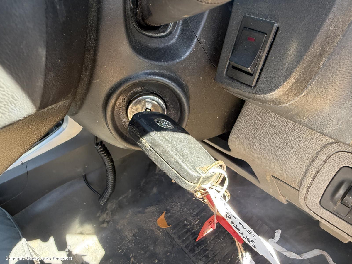 2012-2020 Holden Colorado Ignition W  Key