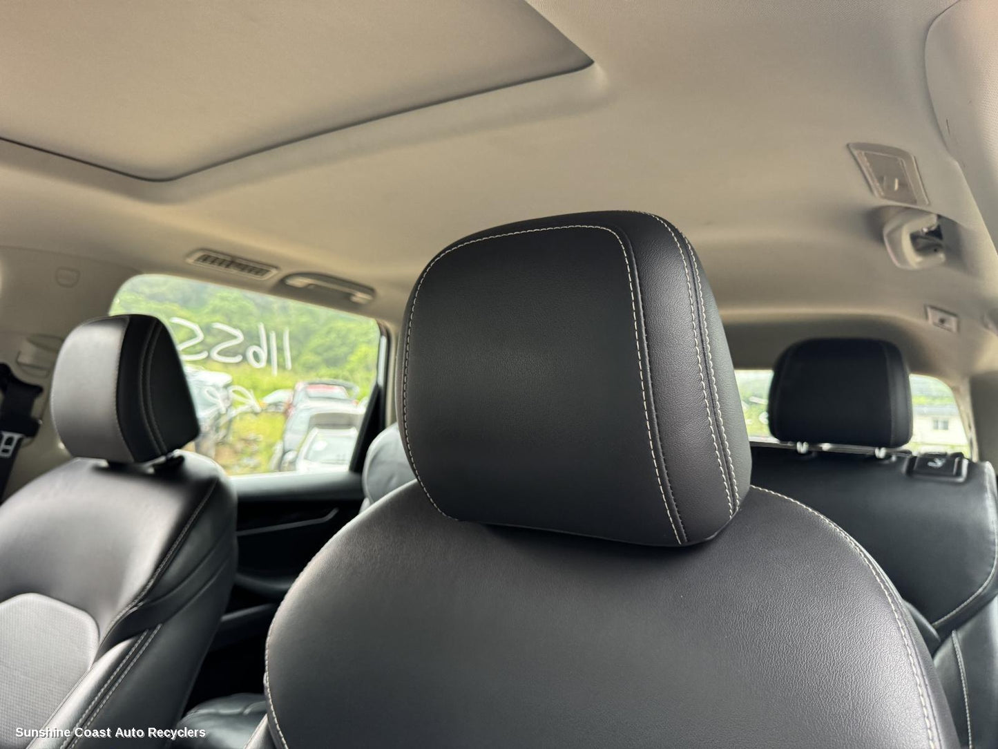 2022 Ldv D90 Headrest