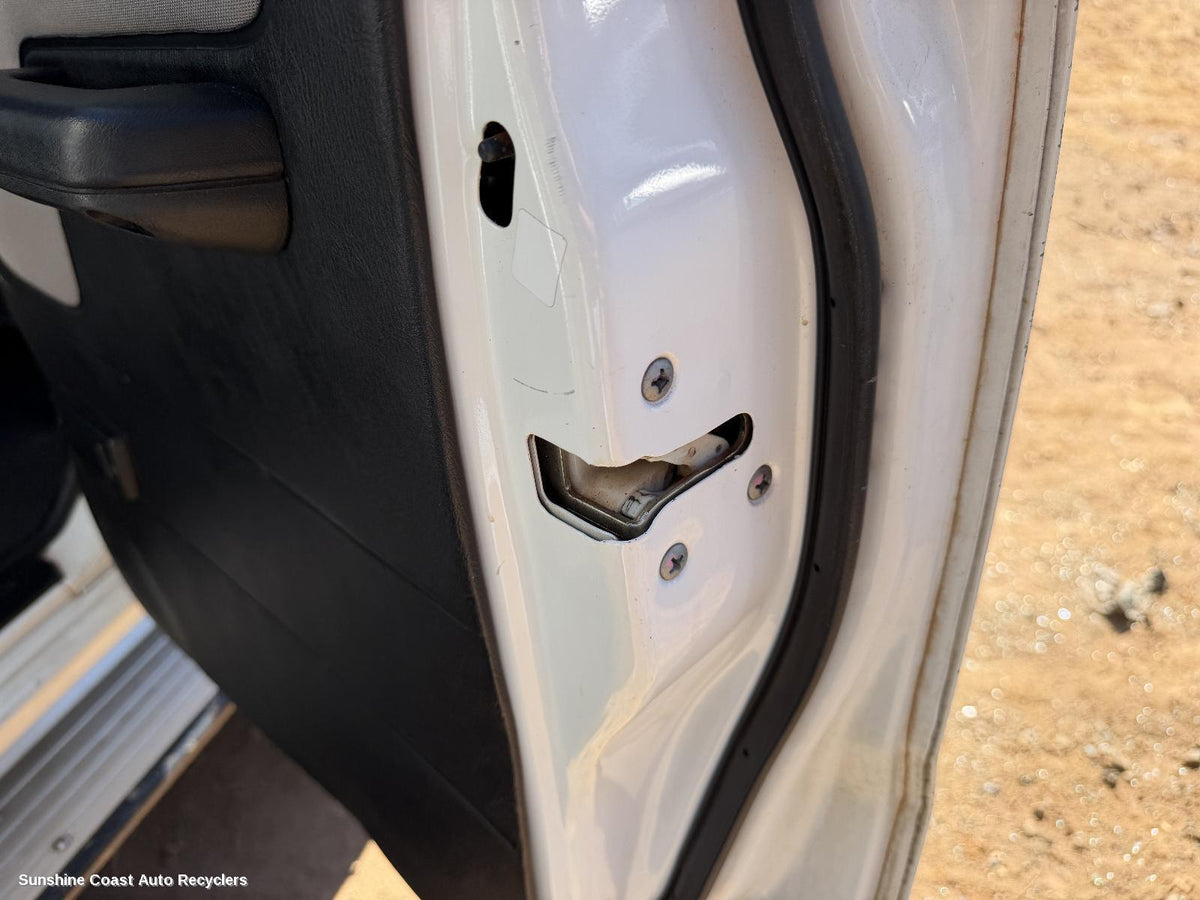 1997-2015 Nissan Navara Door Boot Gate Lock