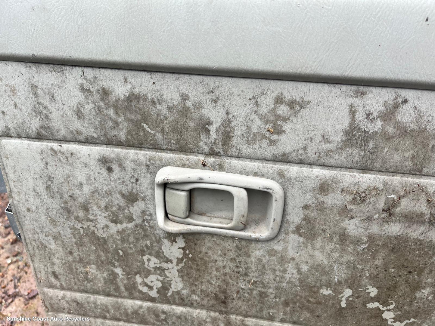2010 Nissan Patrol Door Handle