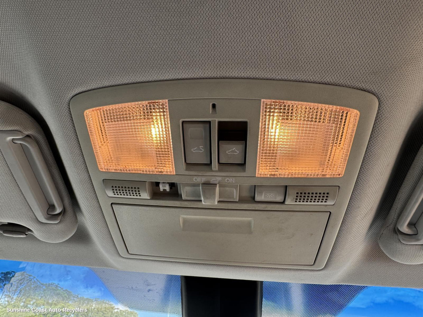 2011 Mazda Cx9 Courtesy Light