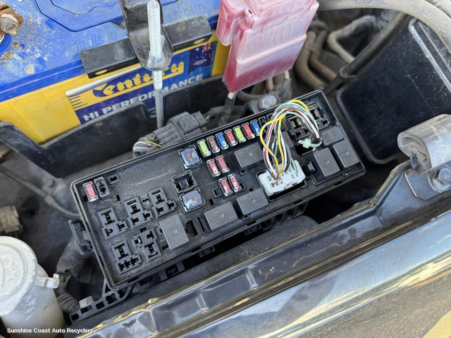 2006-2009 Mitsubishi Triton Fuse Box