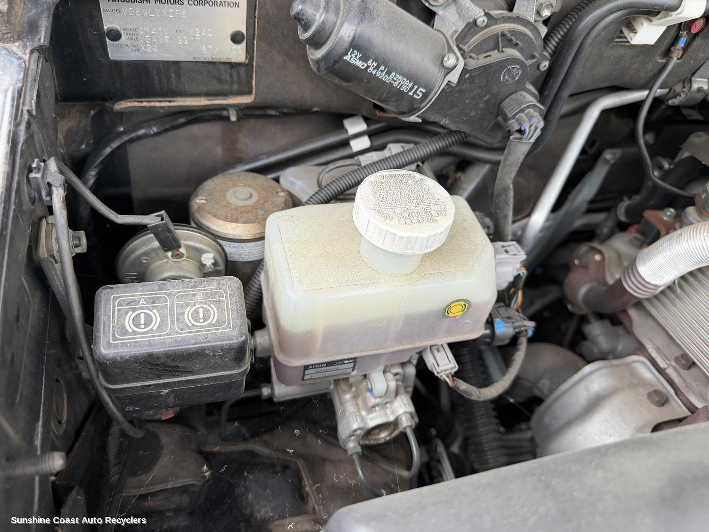 2006-2021 Mitsubishi Pajero Abs Pump Modulator