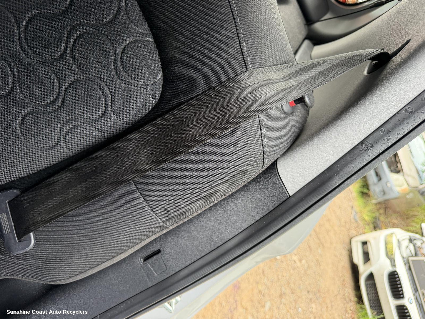 2010-2015 Hyundai I20 Seatbelt Stalk