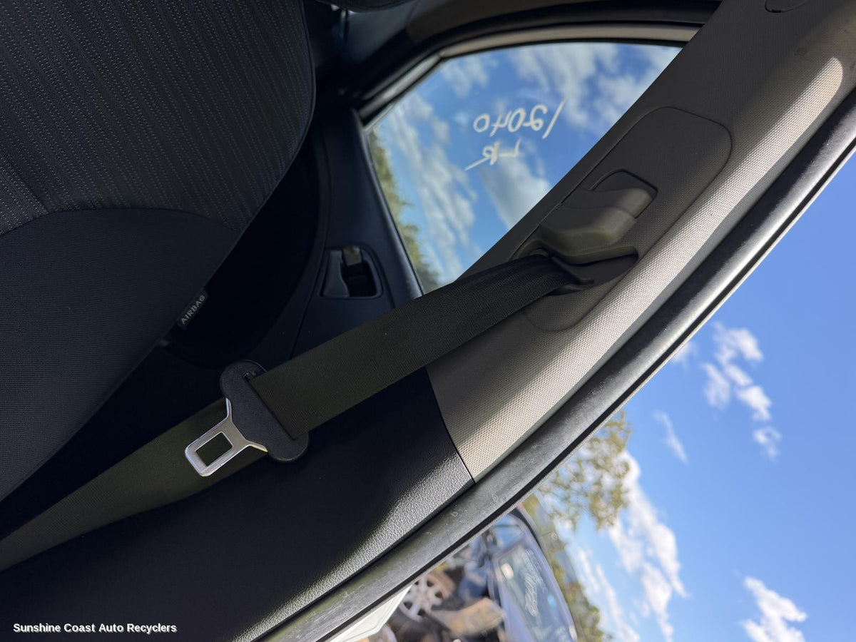 2011-2019 Hyundai Accent Seatbelt Stalk