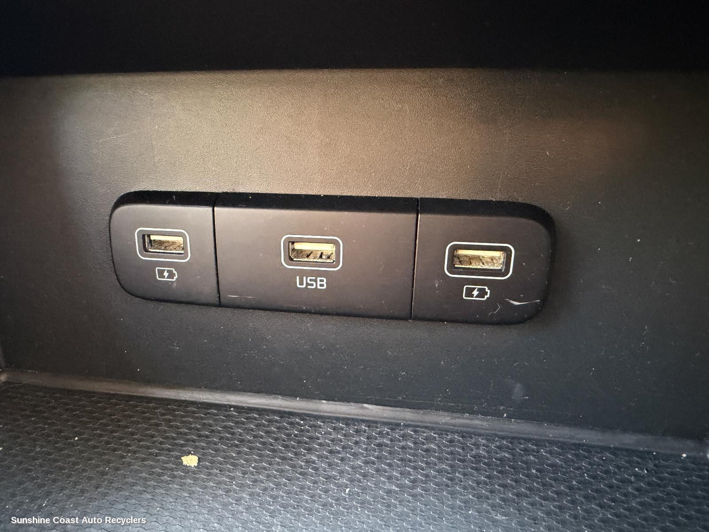 2020-2025 Kia Carnival/grand Carnival Misc Switch Relay